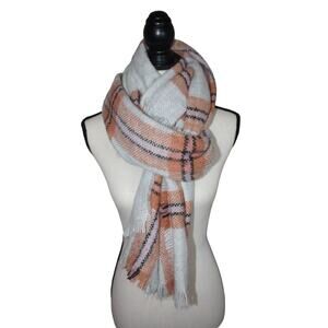 Universal Thread Women's Cream Oblong Scarf One Size